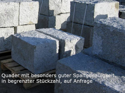 Stützmauer aus Granit Quadersteinen