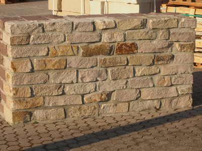 Trockenmauer Klosterstein beige-beigebraun