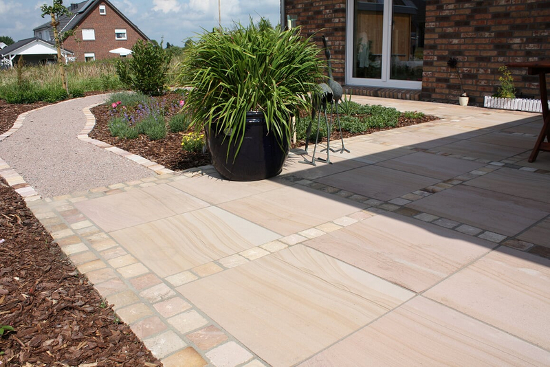 Gehwegplatten Terrassenplatten Kalahari aus Sandstein