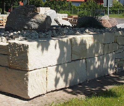 Gartenmauer Sandstein Löwenburg